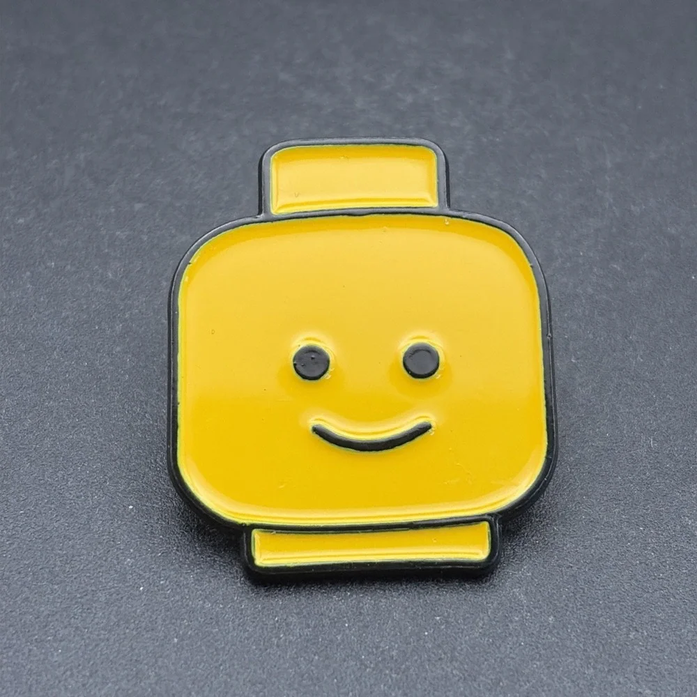 Lego Man‎ Head Lapel Hat Pin
